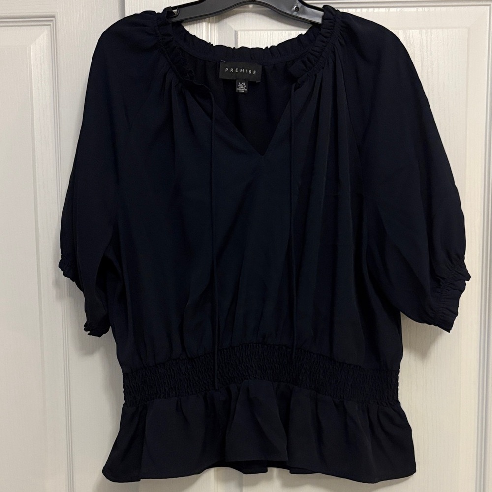 Premise Women's Navy Top